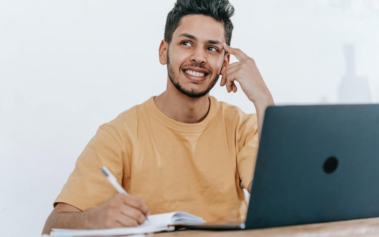Paso a paso para crear un plan de contenidos - ia{Lab}